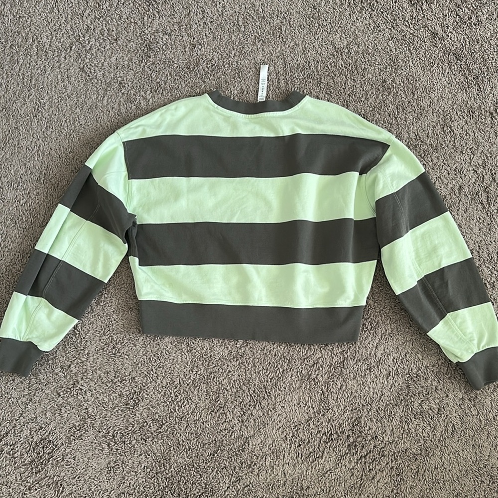 lululemon athletica Green and Gray Striped Sweatshirt - Picture 10 of 12